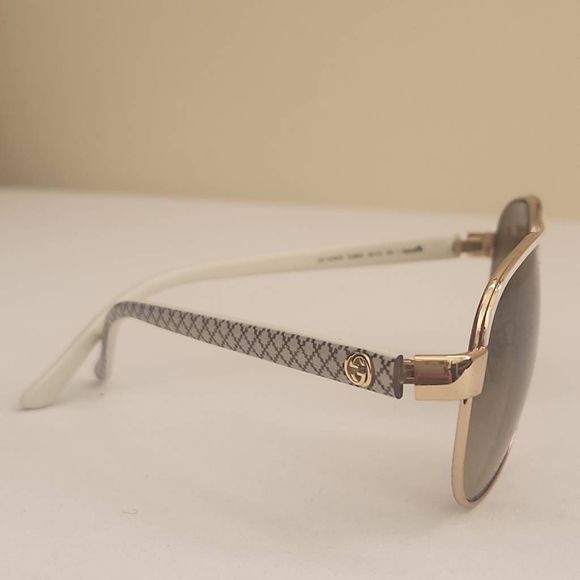 Gucci Aviator Gold/Wht Sunglasses, NWOT - Picture 7 of 8